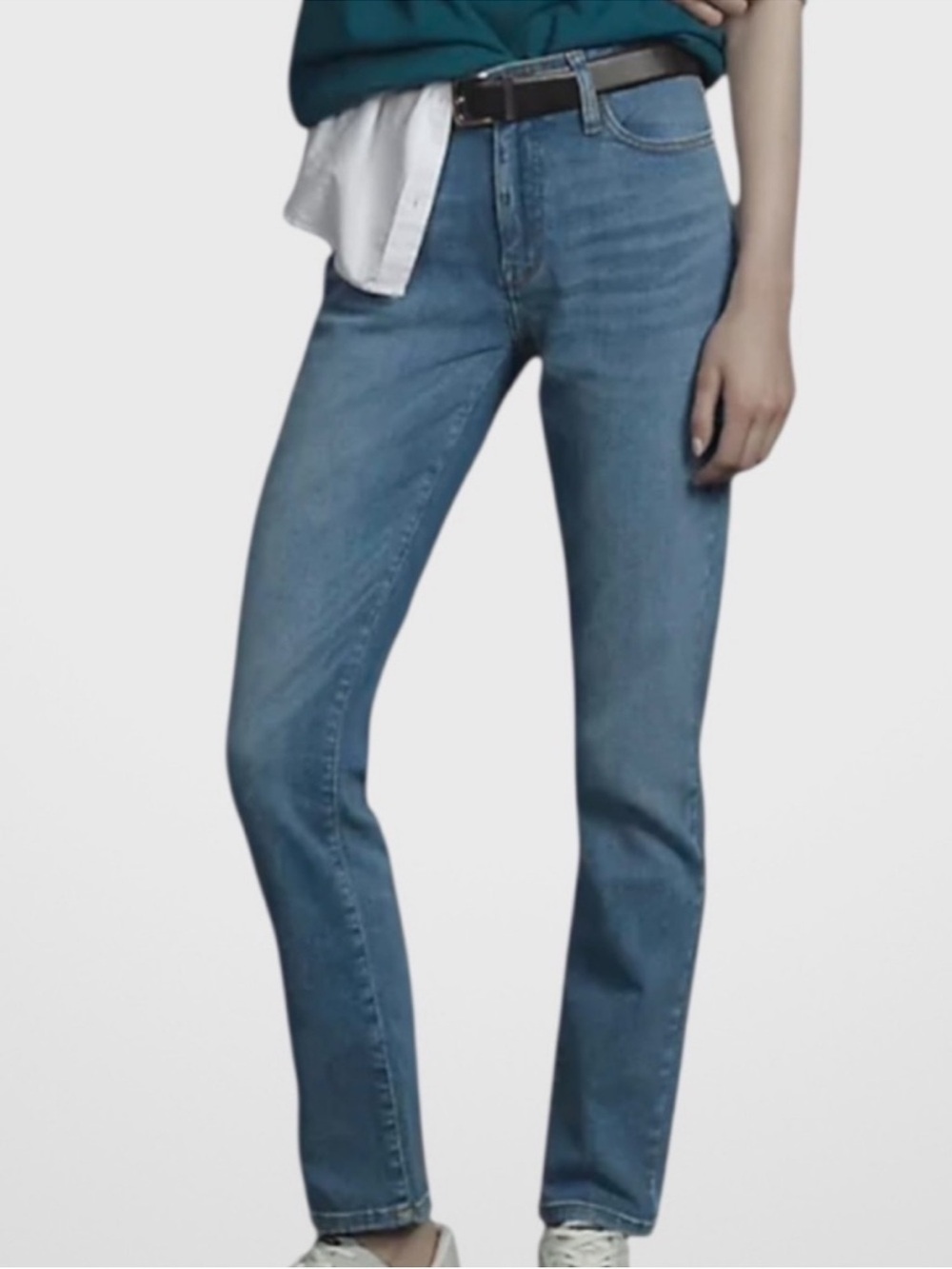 EUC Anthropologie Pilcro Slim Boyfriend Jeans Size 29 Tall